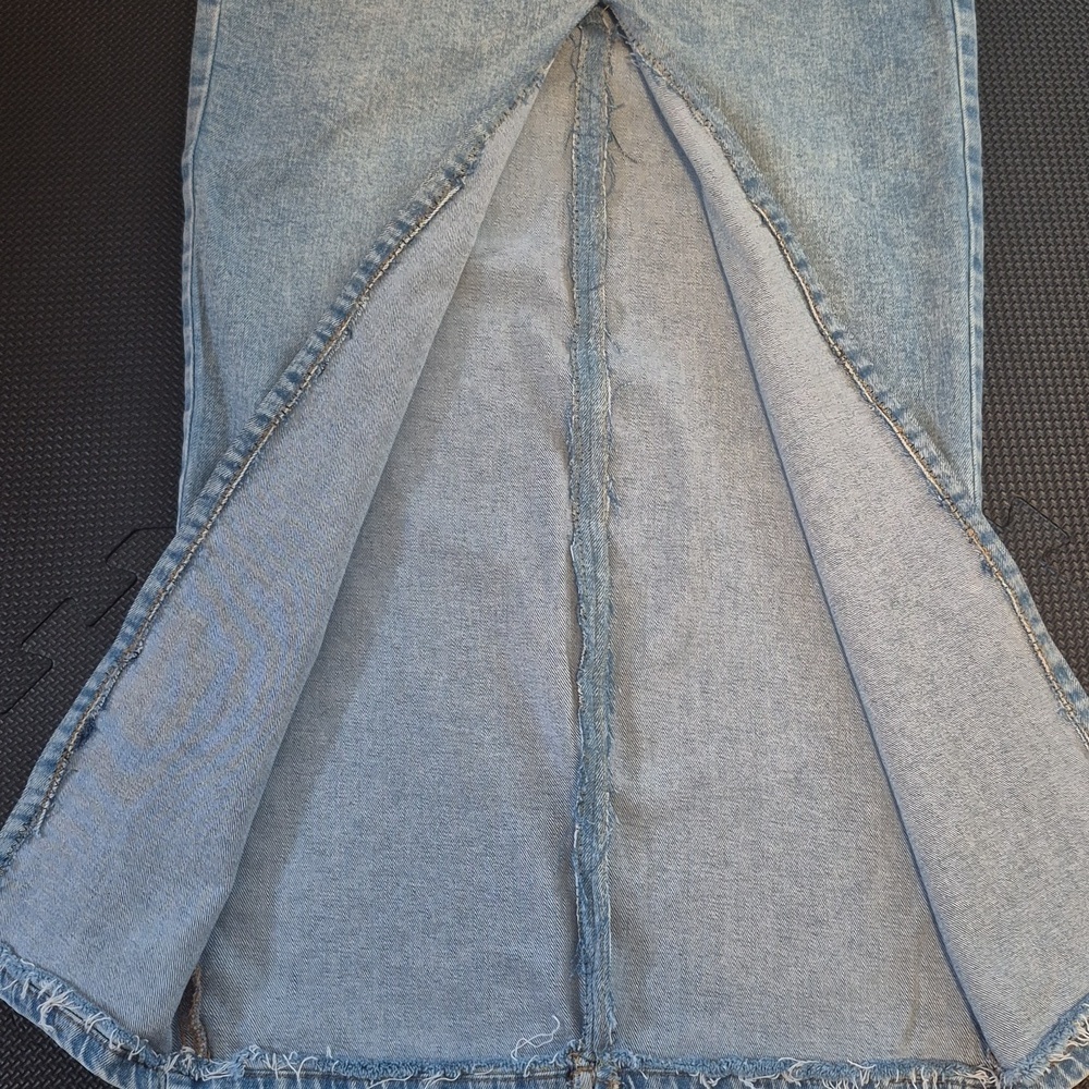 JOE FRESH Custom Denim Jean Maxi skirt - 27 - Picture 6 of 9